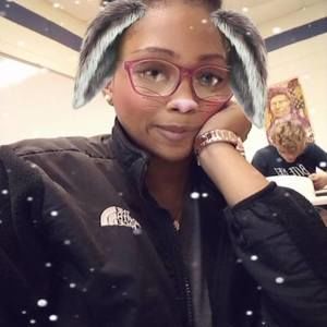 Meet your Posher, Alexia