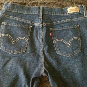 Levi's