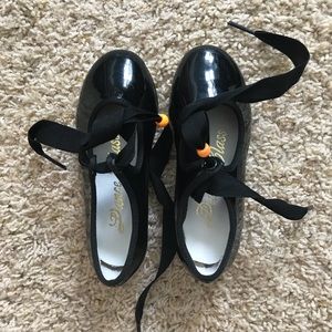 Dance class black patent toddler tap shoes size 7