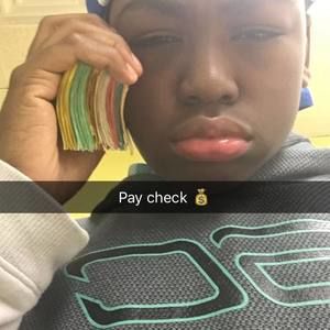 Meet your Posher, Derrick