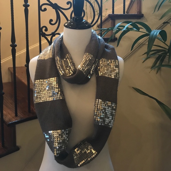 Steve Madden Accessories - Steve Madden Scarf