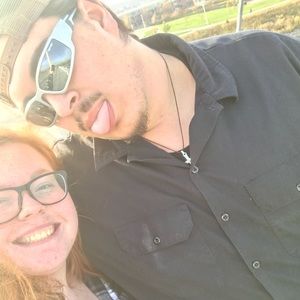 Meet your Posher, Caitlyn