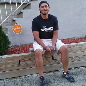 Meet your Posher, Andres