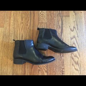 Nine West Chelsea black genuine leather boots