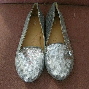Silver flats