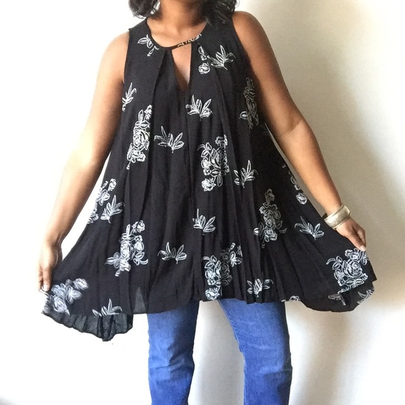 Black White Trapeze Tree Swing  Boho Tunic Top - Picture 3 of 5