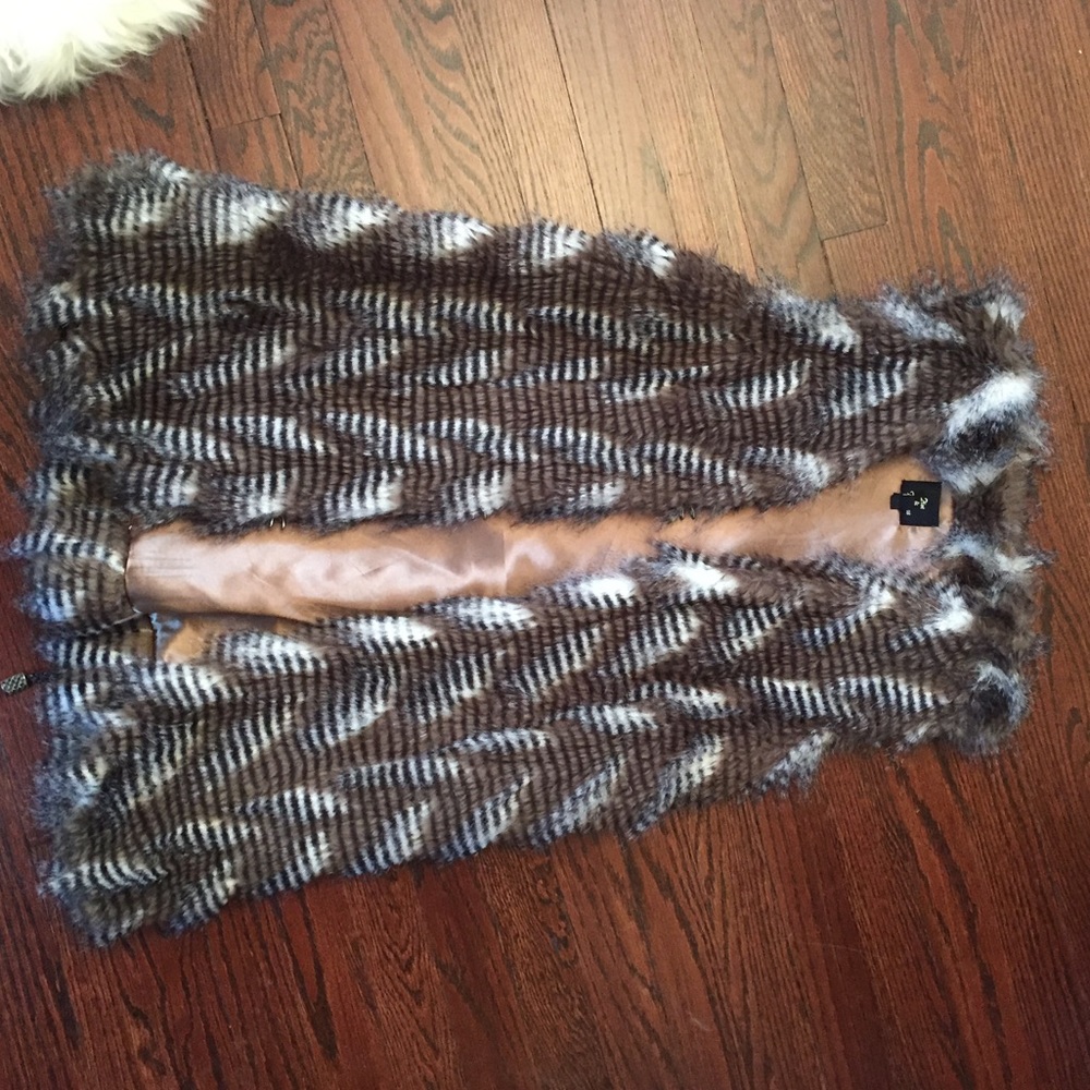 Multi color long faux fur vest size small