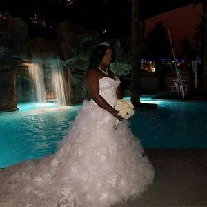 Maggie Sottero Wedding Dress