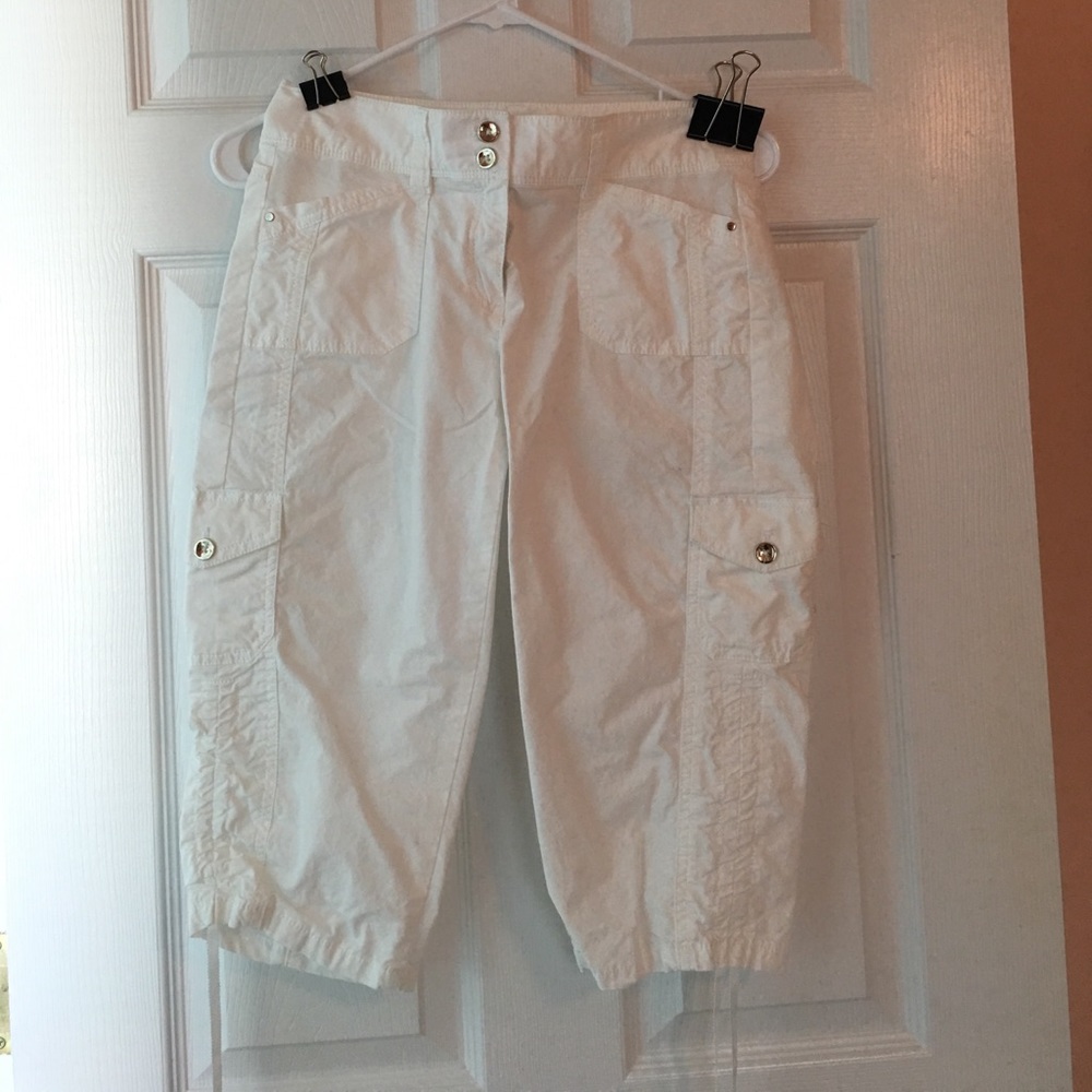 Capri pants