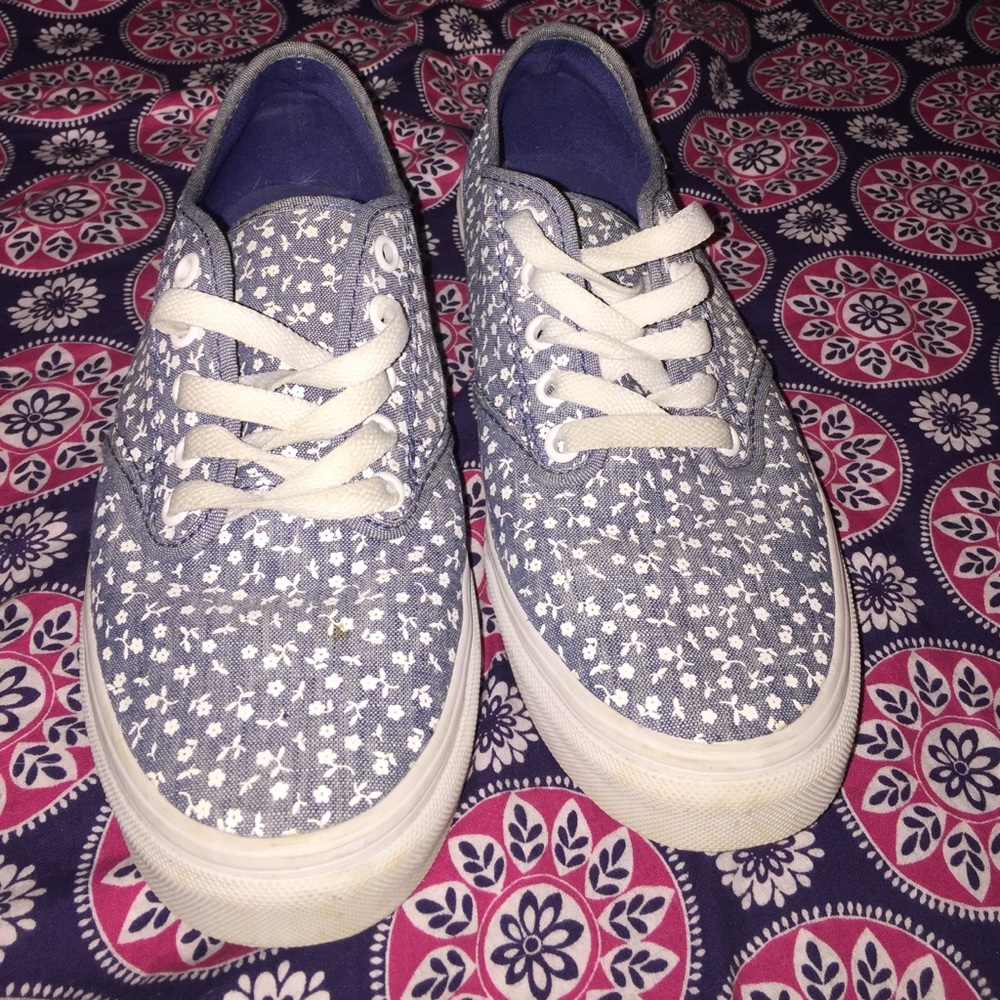 Women’s size 8.5 vans
