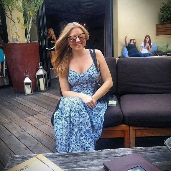 Meet your Posher, Sam - Picture 2 of 7