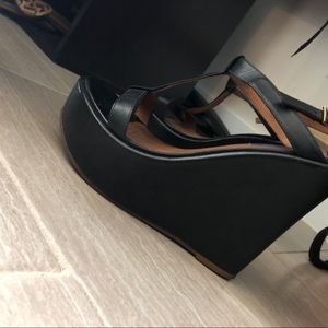 Dee Keller black leather wedges
