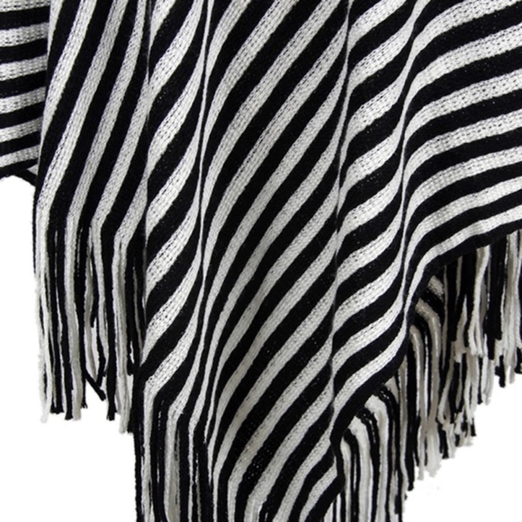 1 LEFT! Black & White fringe Poncho! - Picture 3 of 6
