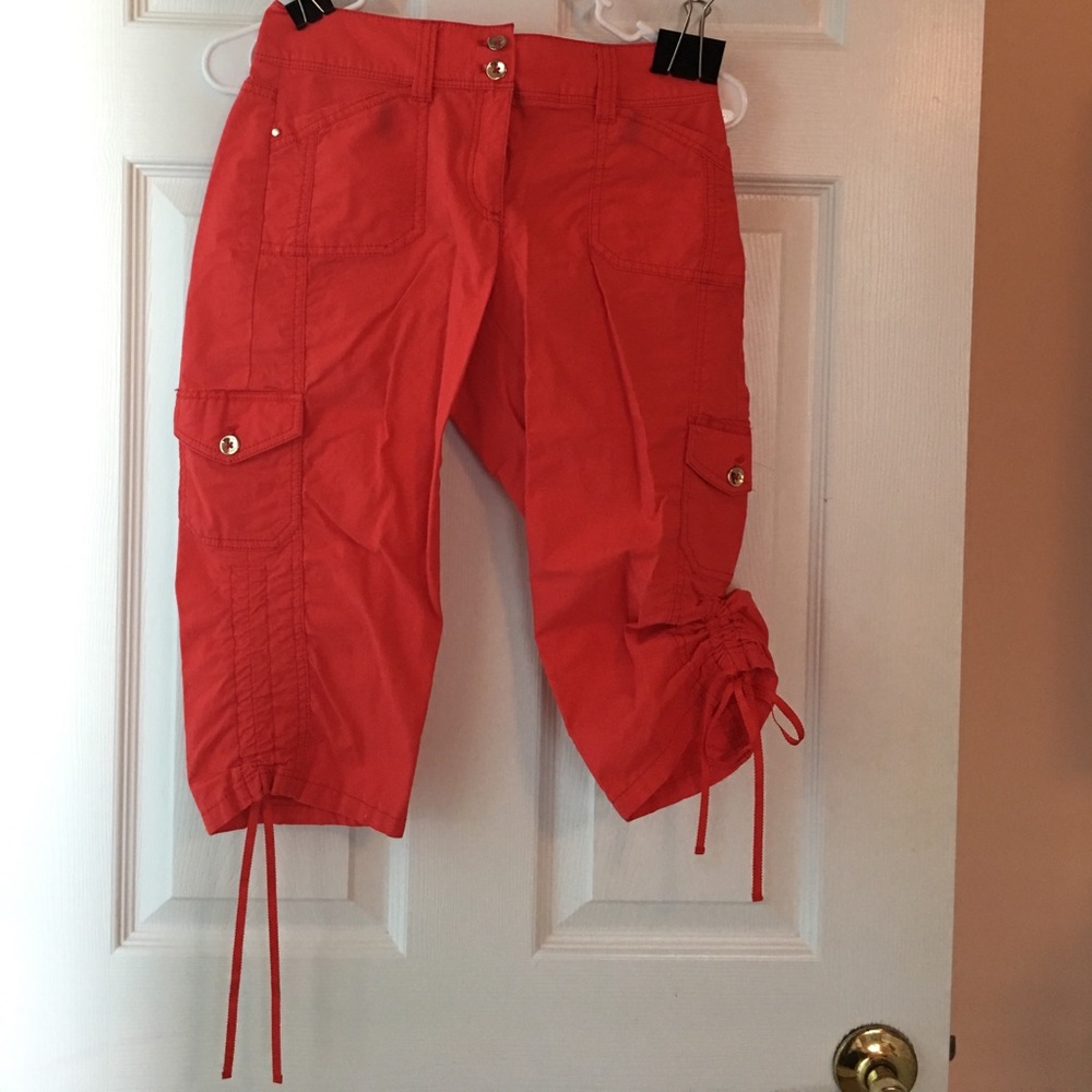 Capri pants