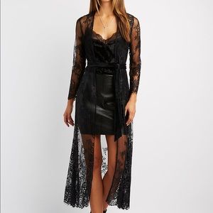 Black Long Sleeve Lace Duster