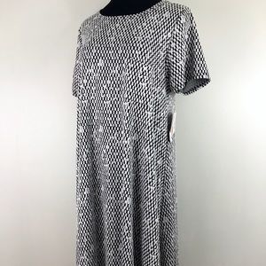 L LuLaRoe Carly Dress Black & White Jacquard