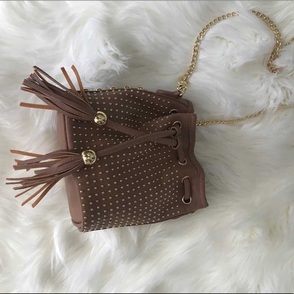 Bucket bag