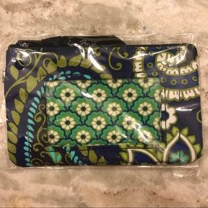 Vera Bradley Rhythm & Blues Zip ID Case