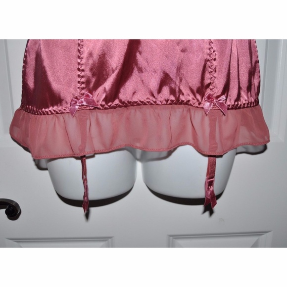 New SEXY LITTLE THINGS Chemise w/Garters NWT 34B - Picture 5 of 7
