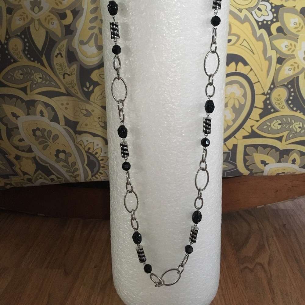 Lia Sophia necklace