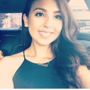 Meet your Posher, Alyssa