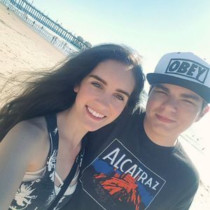 Meet your Posher, Avery