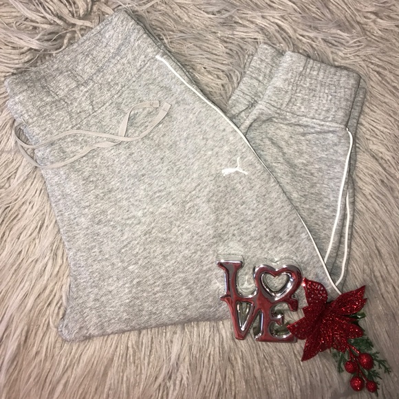 Puma Pants - PUMA cropped pant