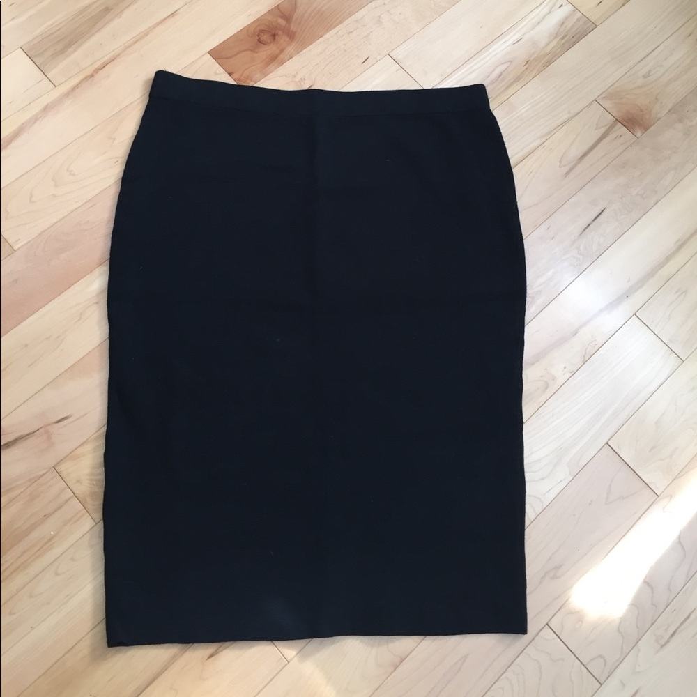 Classic heathy knit Alfani skirt
