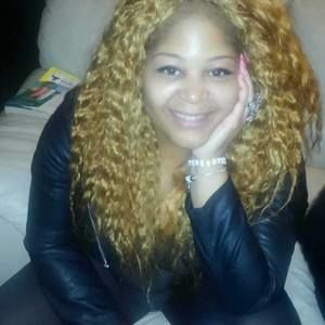 Meet your Posher, Alisa