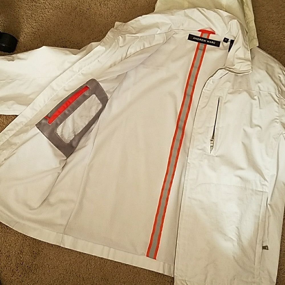 Jacket - Picture 3 of 4