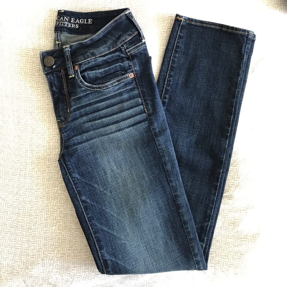 ❗️LAST CALL❗️American Eagle Straight Leg Jeans