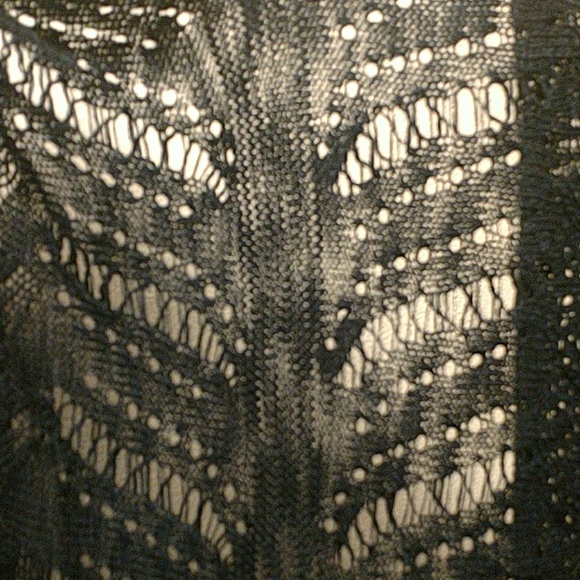 Throw over - Picture 3 of 3