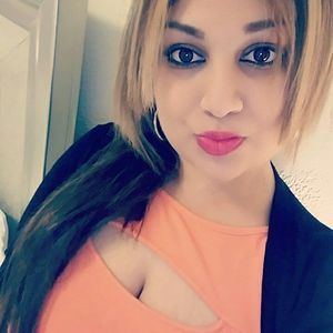 Meet your Posher, Amela