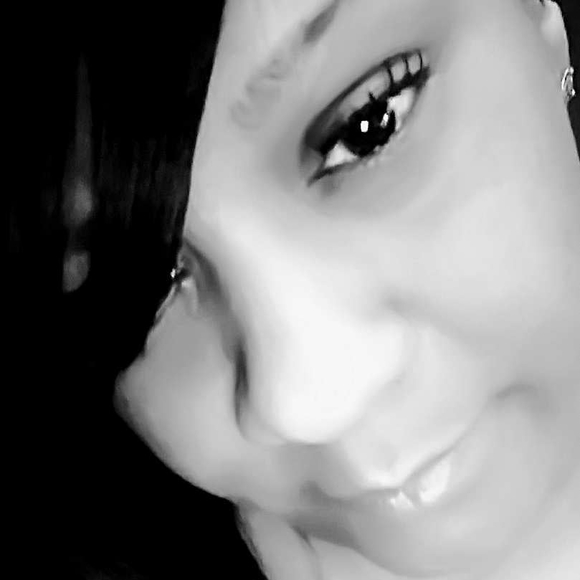 Meet your Posher, Lovely - Picture 1 of 1