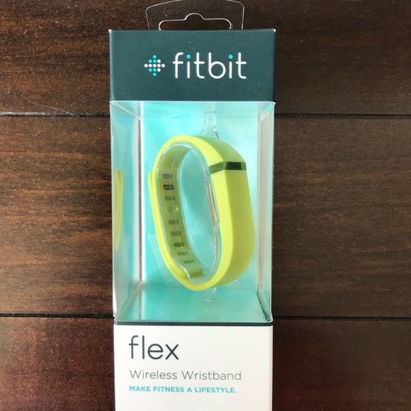 Fitbit Flex Wireless Wristband - Picture 2 of 7