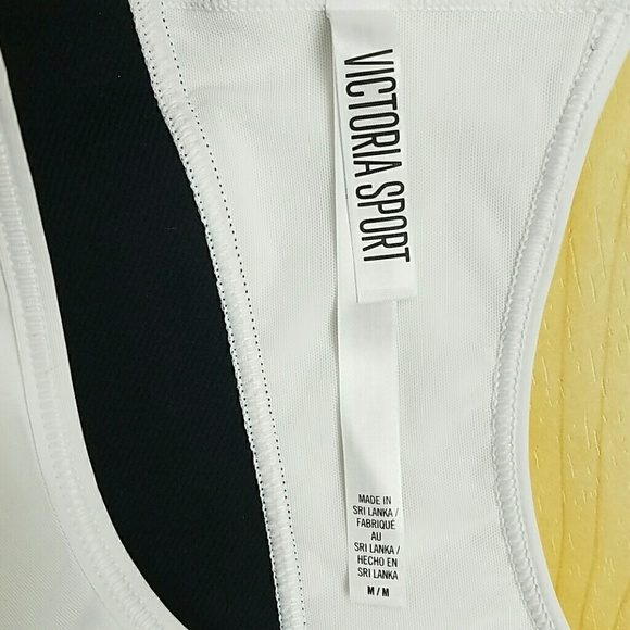Victoria's Secret sports bra NWT - Picture 6 of 7