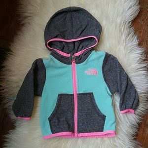 3-6 month EUC North face fleece jacket