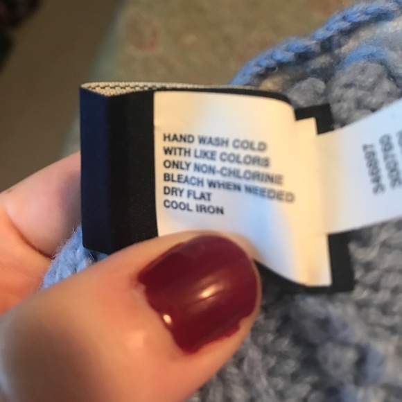 Gap Winter Hat - Picture 5 of 5