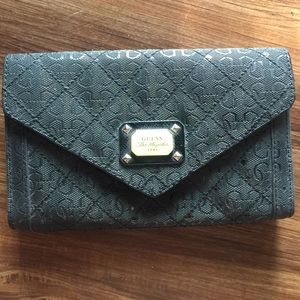 Guess clutch basically brand new