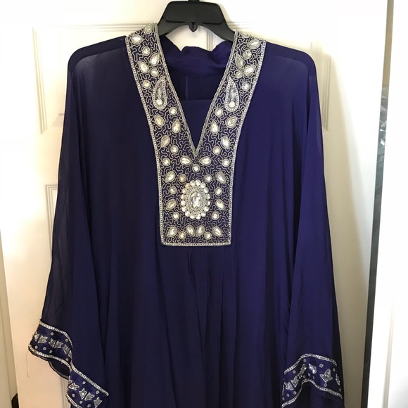 Women’s Kaftan from India - Picture 1 of 3