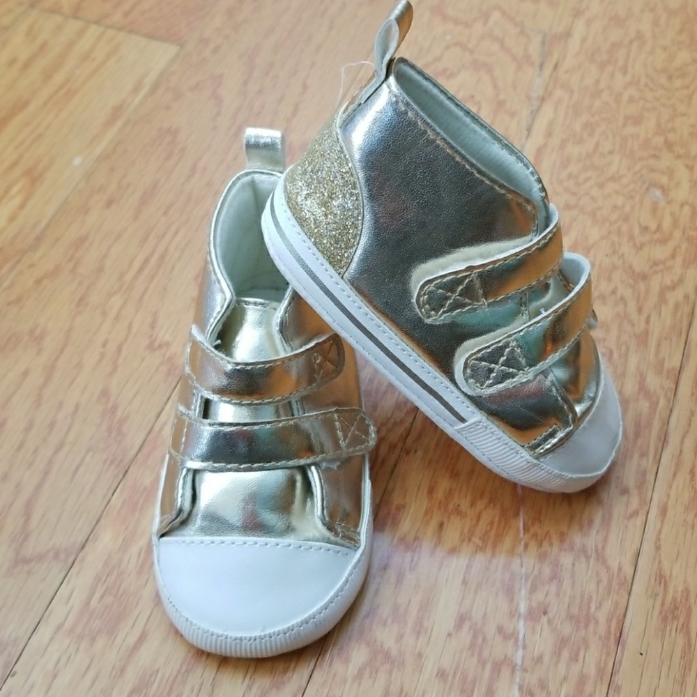 Carter's Prewalker Gold Sneakers