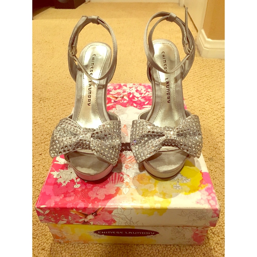 Chinese Laundry Satin Peep Toe Wedges