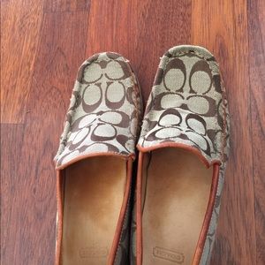 Coach flats, authentic,  good condition. No box