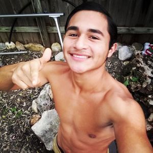 Meet your Posher, Fernando