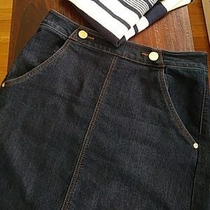 LOFT denim stretch skirt