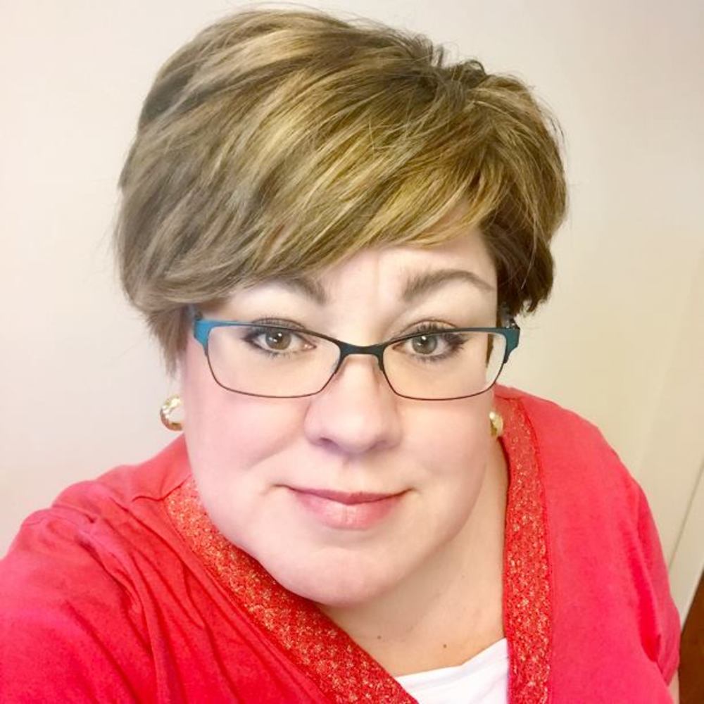 Meet your Posher, Hilary