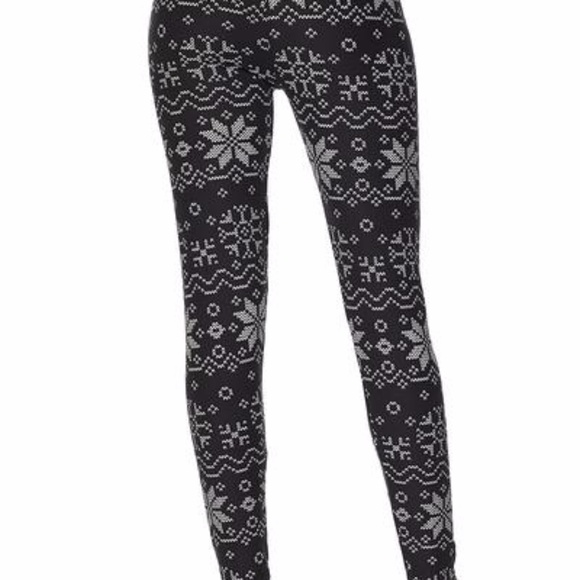 Butter Soft Snowflakes Print Brushed Ankle Legging - Picture 6 of 6