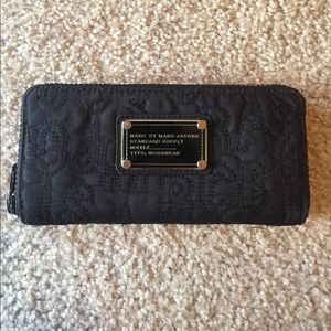 Marc Jacobs wallet
