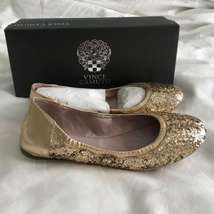 Vince Camuto Gold Sequinned Flats Size 8B/38