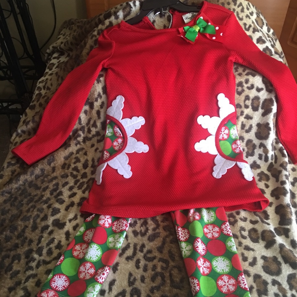 Holiday outfit 🎁🎉🎊